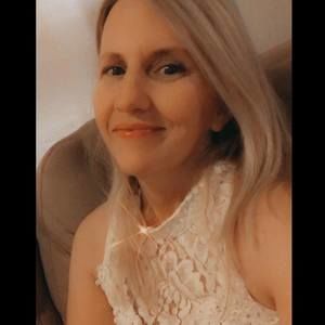 Meet your Posher, Sabrina